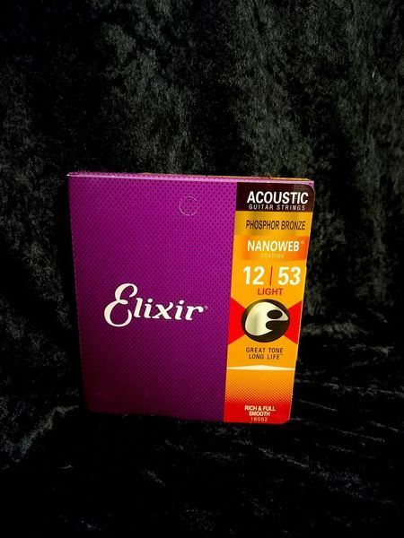 Струни для акустичної гітари Elixir Nanoweb Phosphor Bronze Acoustic Light 12/53 240663 фото