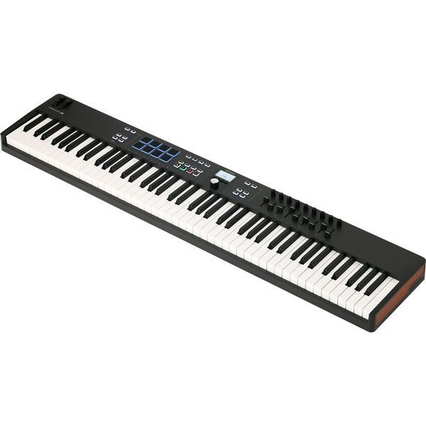 MIDI-клавиатура Arturia KeyLab Essential 88 mk3 (Black) 24-02-20-02 фото